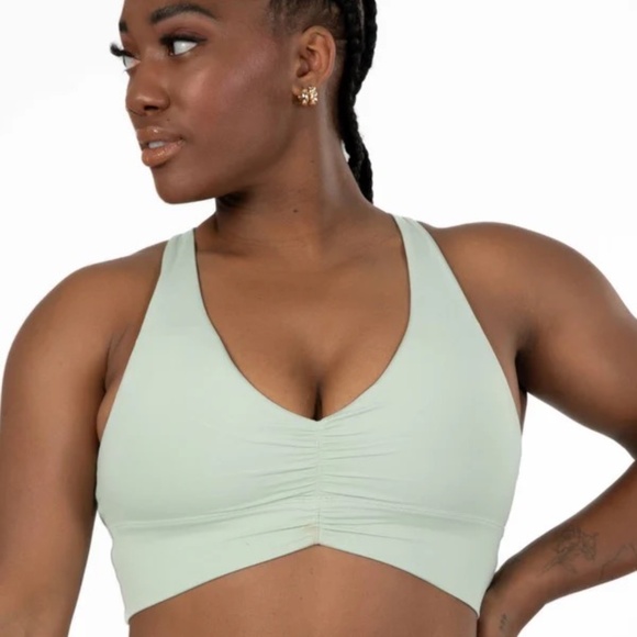 Paragon Fitwear Reluna Ruched Bra (XS) and Reluna Original Sculptseam Short (S) - Picture 2 of 9